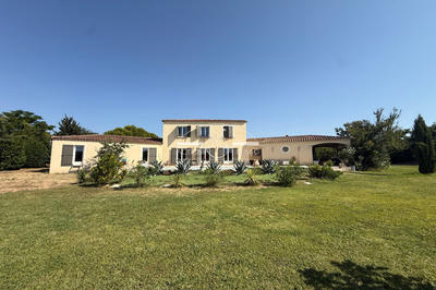 Villa - 208 m² - 4 pièces