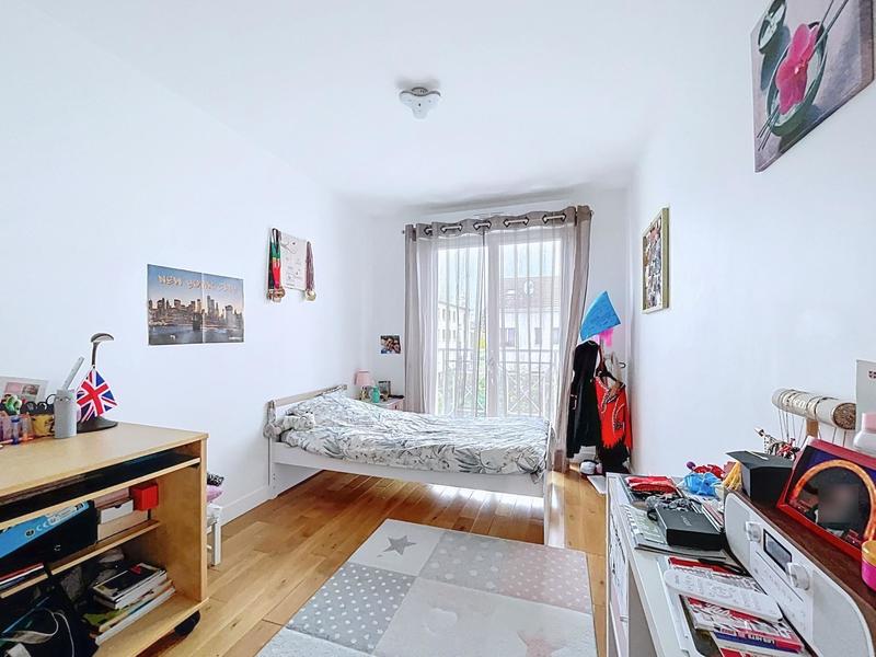 Maison - 135 m² - 6 pièces