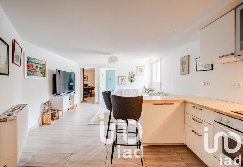 Maison - 210 m² - 7 pièces