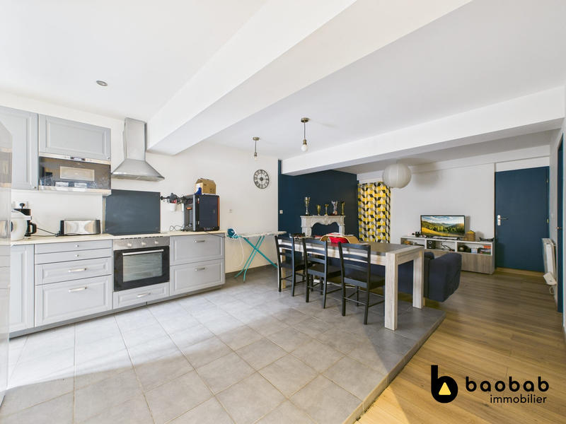 Appartement - 86 m² - 4 pièces