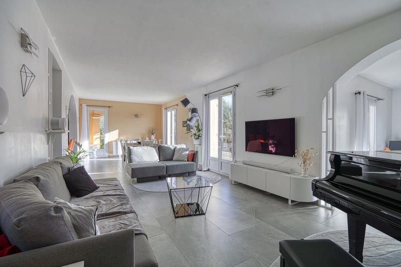 Villa - 156 m² - 6 pièces