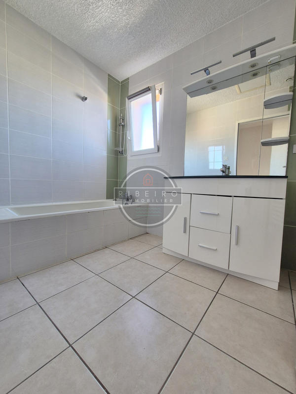 Villa - 77 m² - 4 pièces