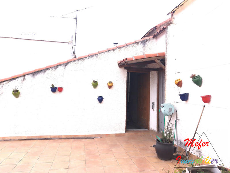 Appartement - 218 m² - 10 pièces