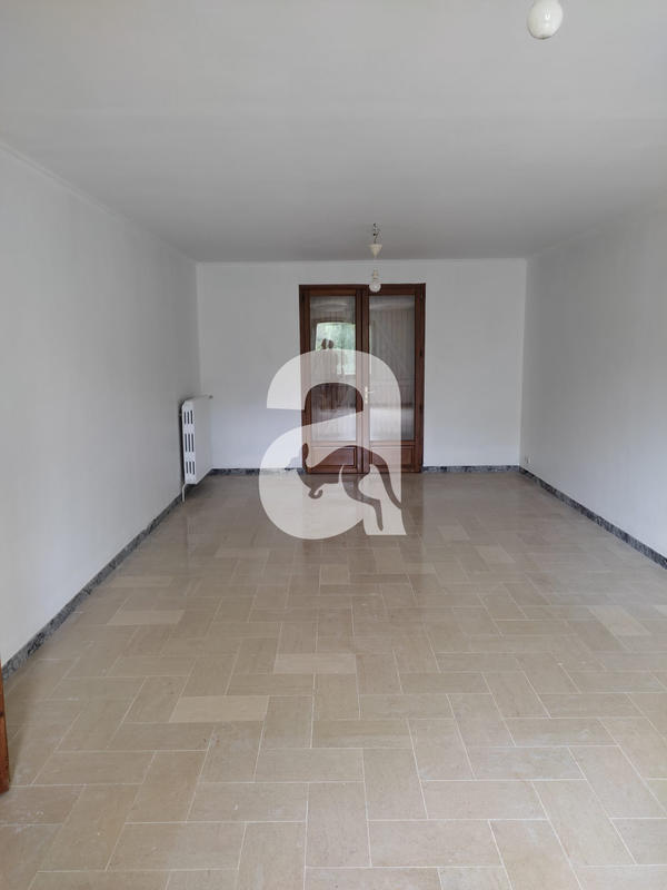 Maison - 187 m² - 6 pièces