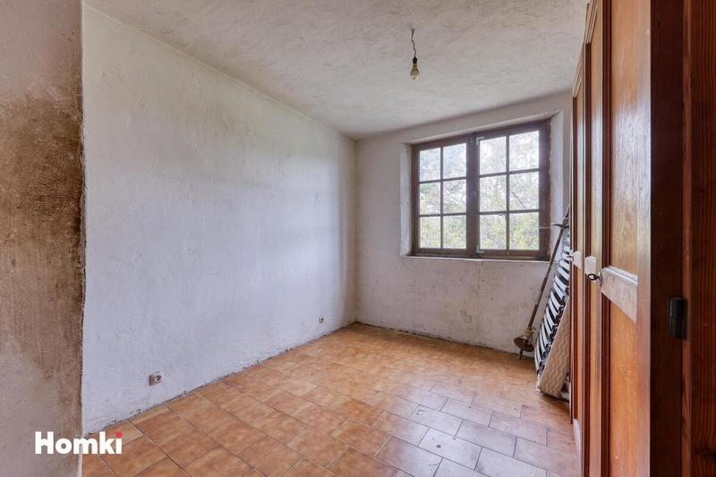 Maison - 200 m² - 5 pièces