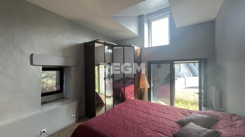 Maison - 200 m² - 7 pièces