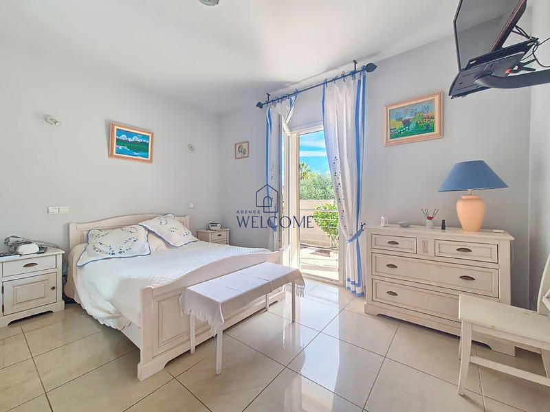 Villa - 155 m² - 5 pièces