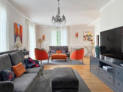 Maison - 190 m² - 6 pièces