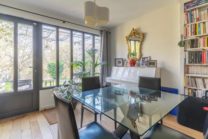 Maison - 176 m² - 7 pièces