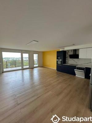 Appartement - 112 m² - 5 pièces