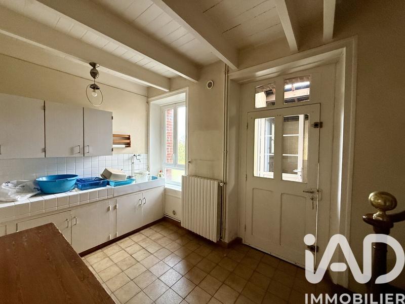Maison - 180 m² - 9 pièces