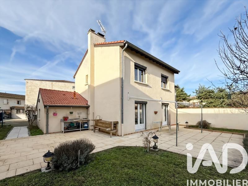 Maison - 85 m² - 4 pièces
