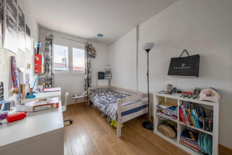 Maison - 137 m² - 4 pièces