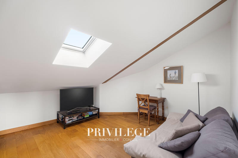 Duplex - 192 m² - 6 pièces