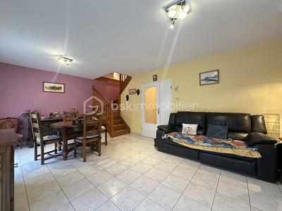 Maison - 85 m² - 4 pièces
