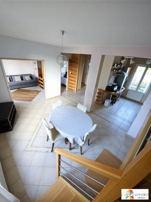 Maison - 135 m² - 7 pièces