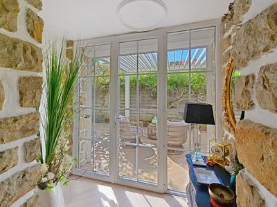 Villa - 172 m² - 6 pièces