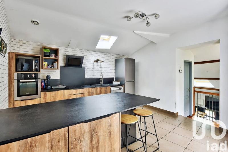 Appartement - 94 m² - 4 pièces