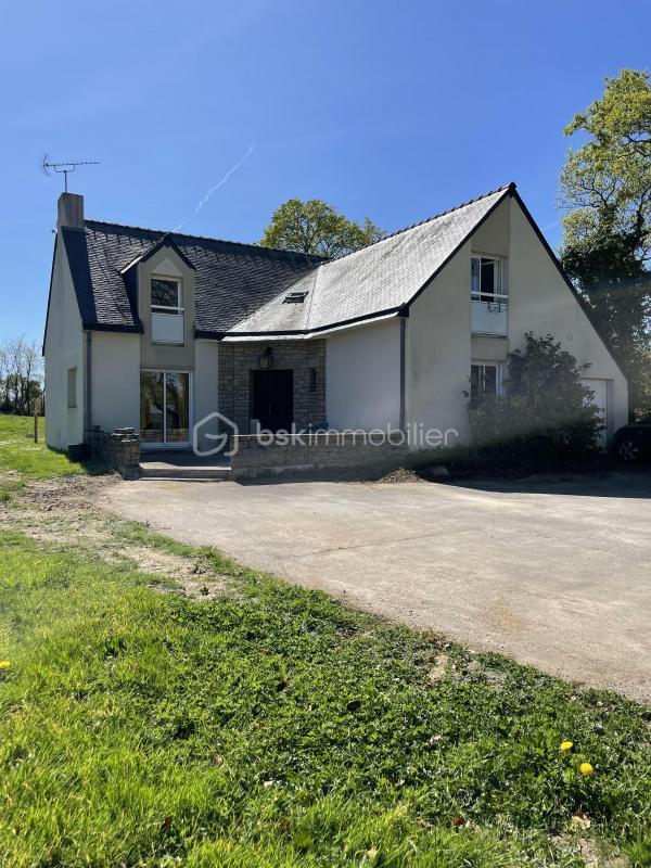 Maison - 136 m² - 6 pièces