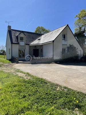 Maison - 136 m² - 6 pièces