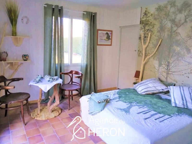 Maison - 304 m² - 10 pièces