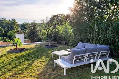 Maison - 93 m² - 5 pièces