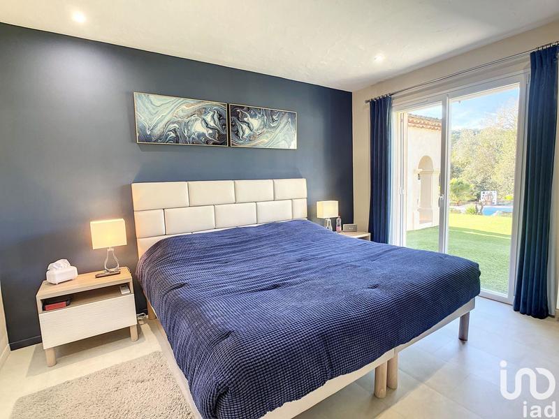 Maison - 187 m² - 8 pièces