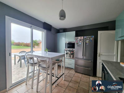 Maison - 137 m² - 6 pièces