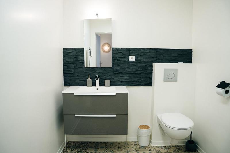 Maison - 365 m² - 11 pièces