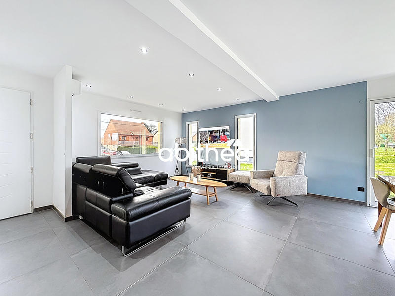 Maison - 140 m² - 6 pièces