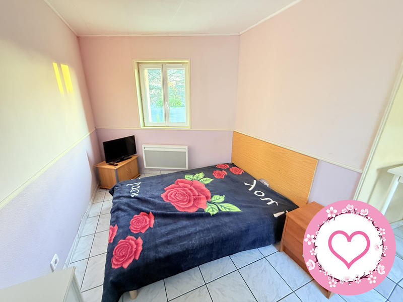 Maison - 80 m² - 4 pièces