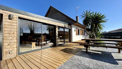 Villa - 210 m² - 5 pièces