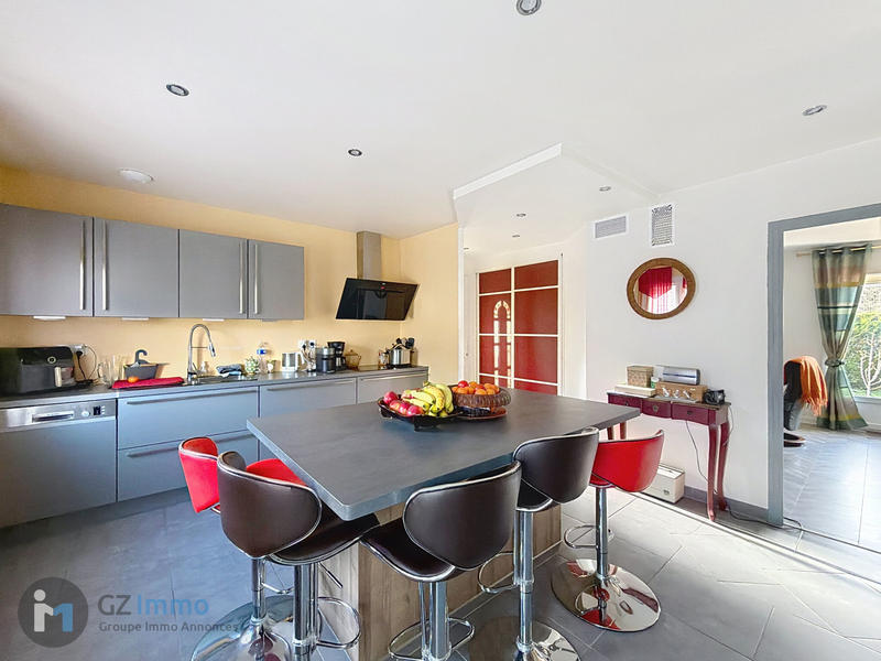 Maison - 97 m² - 4 pièces