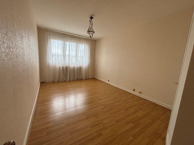 Appartement - 135 m² - 4 pièces