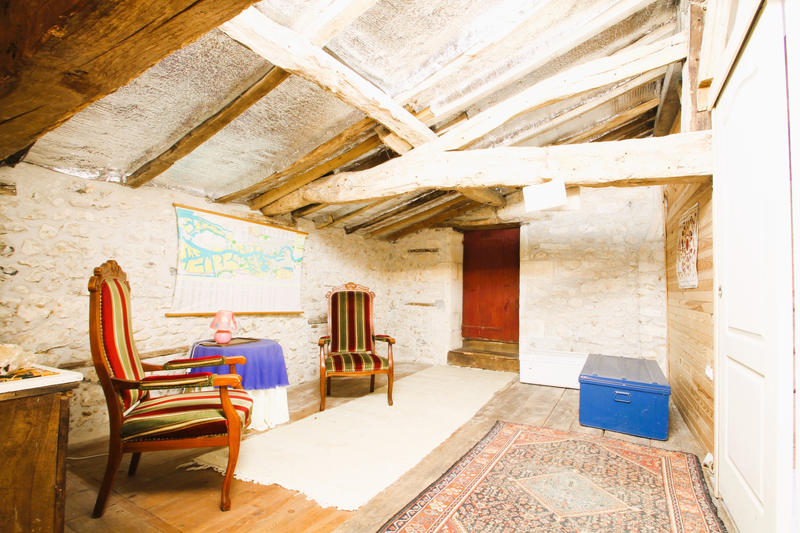 Propriété - 254 m² - 12 pièces