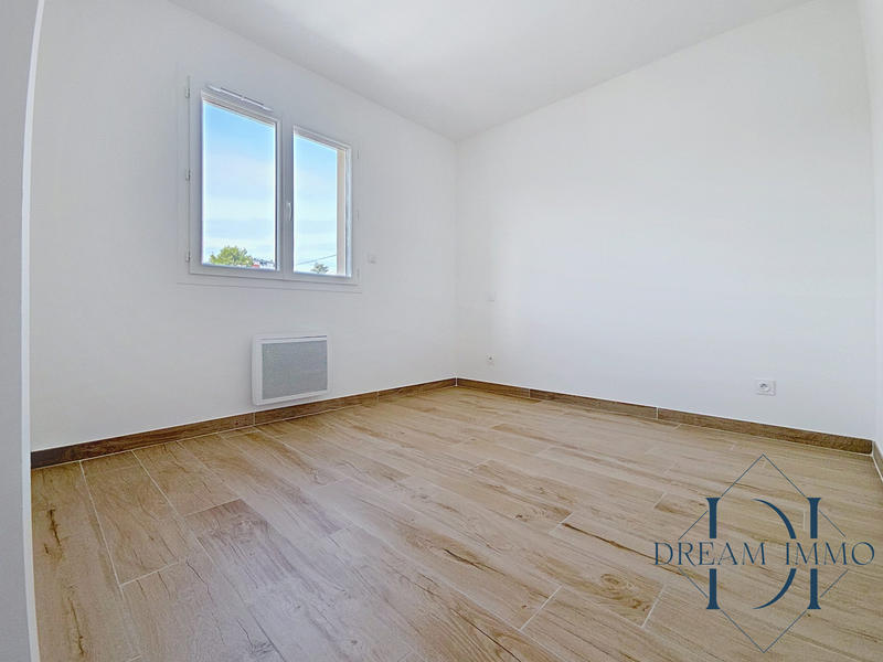 Villa - 90 m² - 4 pièces