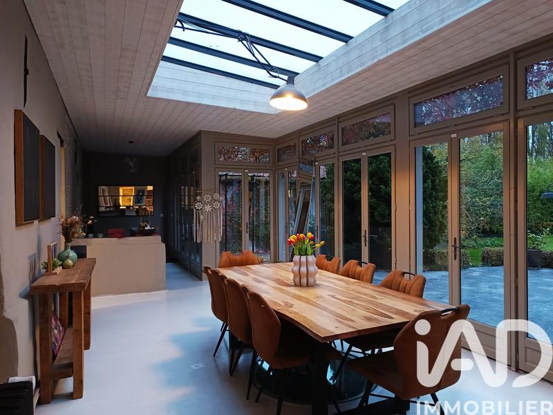 Maison - 342 m² - 10 pièces