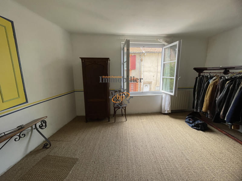 Maison - 197 m² - 8 pièces