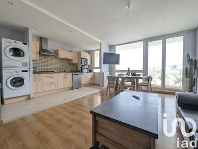 Appartement - 90 m² - 5 pièces