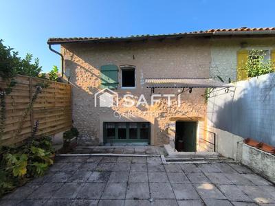 Maison - 90 m² - 3 pièces