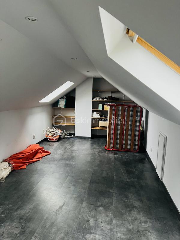 Maison - 84 m² - 5 pièces