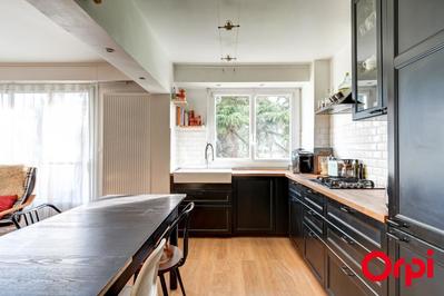 Appartement - 80 m² - 3 pièces