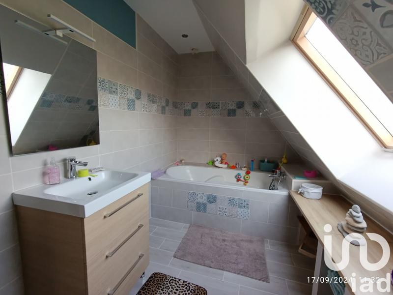 Maison - 140 m² - 5 pièces