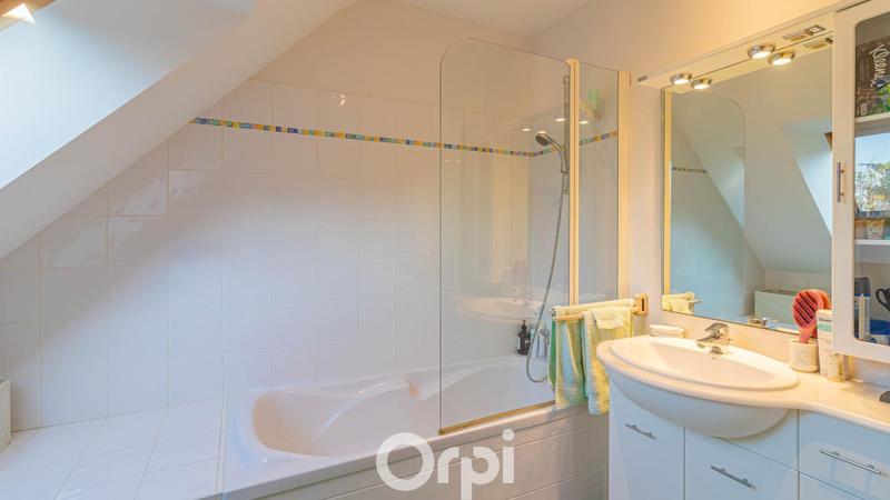 Maison - 293 m² - 6 pièces