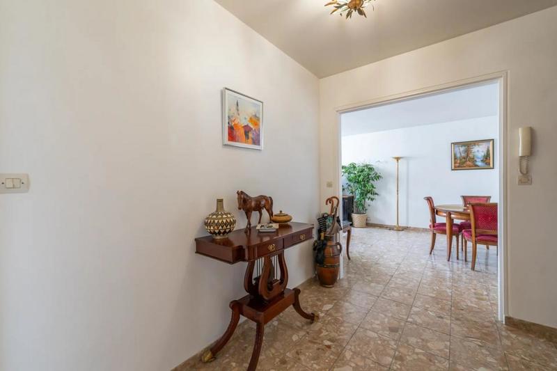 Appartement - 86 m² - 4 pièces