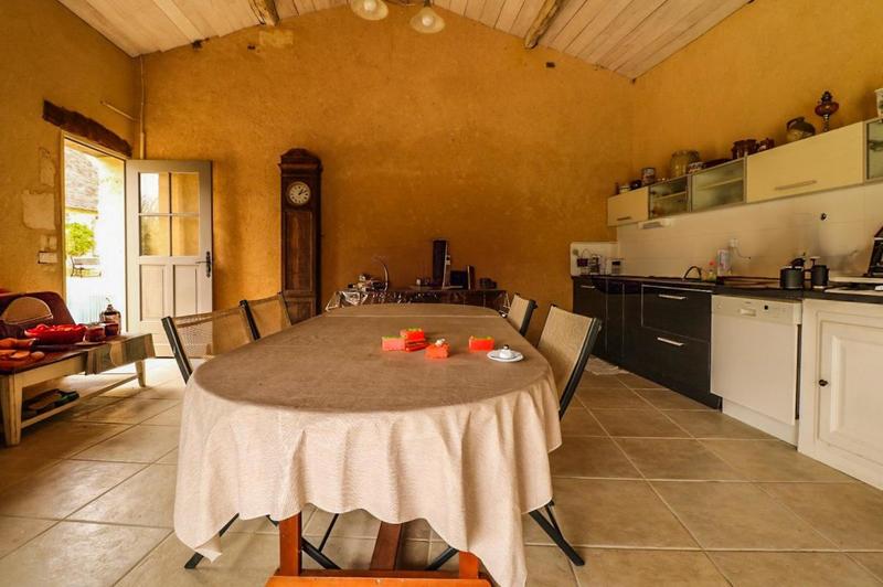 Maison - 430 m² - 17 pièces