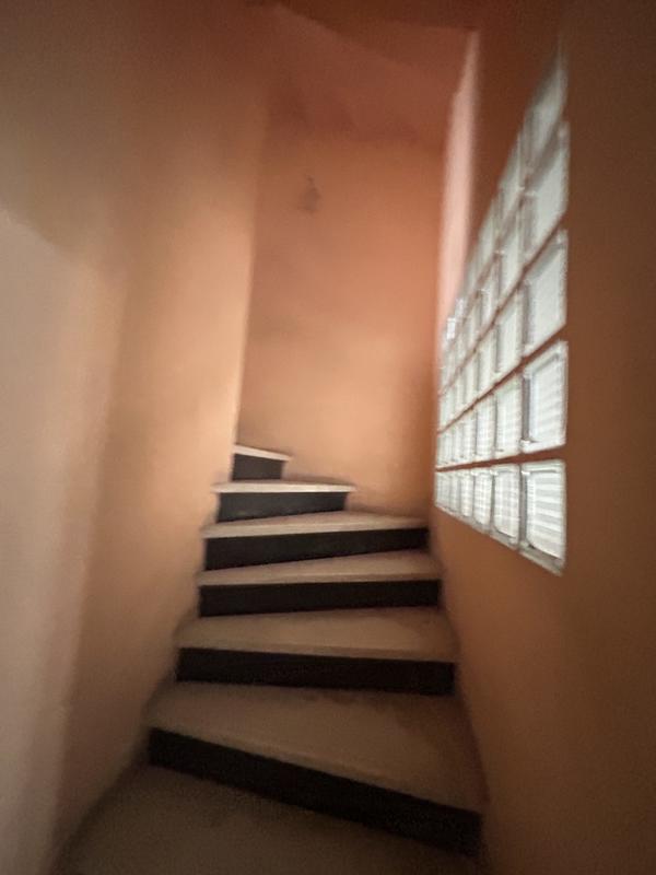 Appartement - 240 m² - 12 pièces