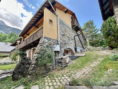 Châlet - 143 m² - 6 pièces