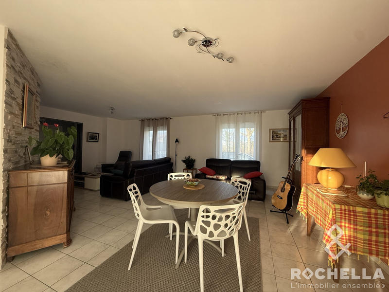 Maison - 110 m² - 4 pièces