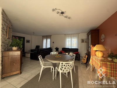 Maison - 110 m² - 4 pièces